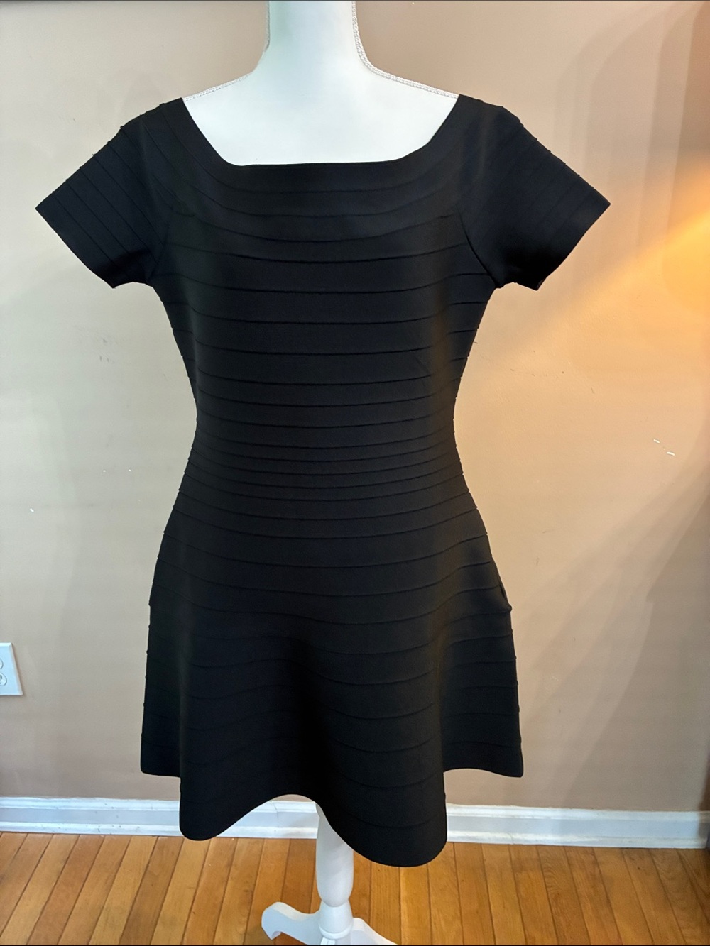 bebe Black Short-Sleeve Fit & Flare Bandage Dress